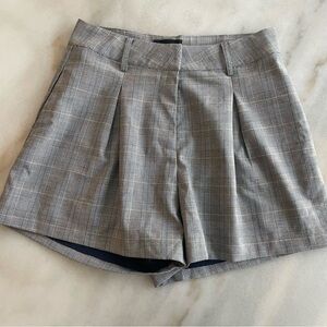 Sugar lips Gray Plaid Women's Shorts size M